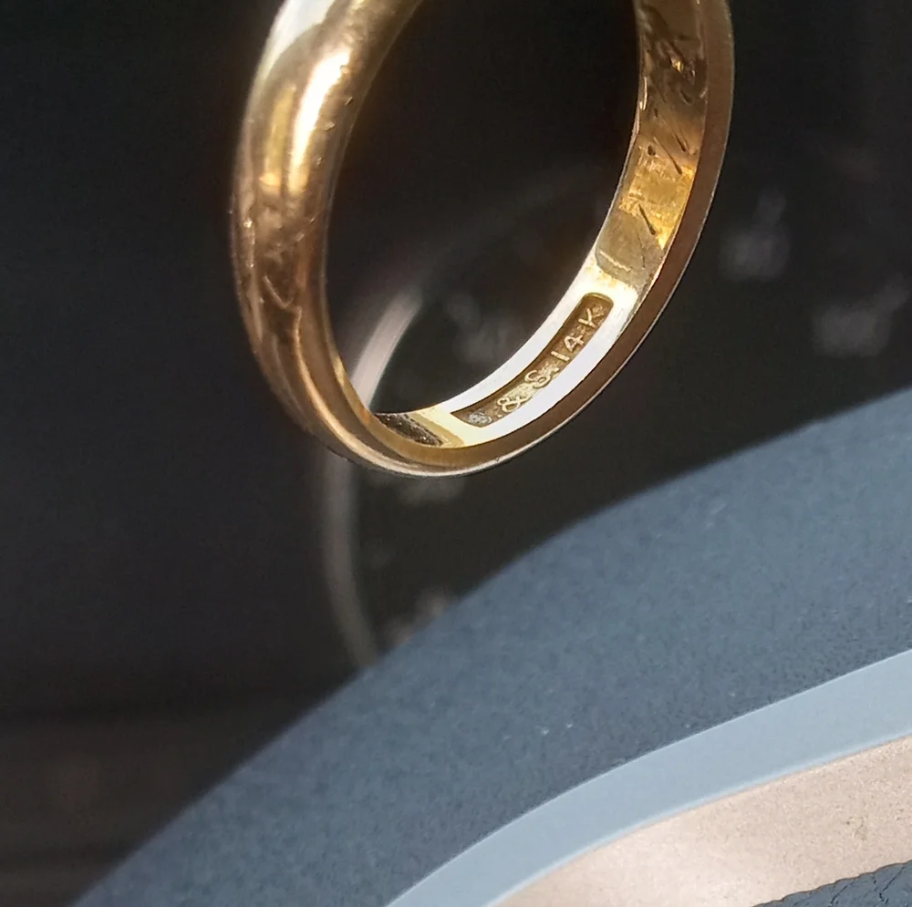 J.R. Wood & Sons Gold Vintage Victorian Wedding Band @ Early 1870's - Size: 9